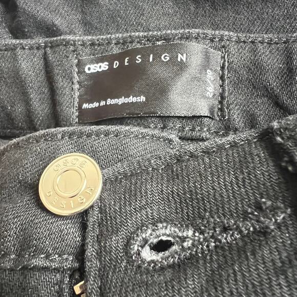 Asos Design Clean Black Slim Mom Jeans, W26L30 - Picture 7 of 10